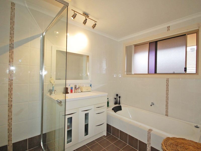 17 Country Club Drive, Wingham NSW 2429