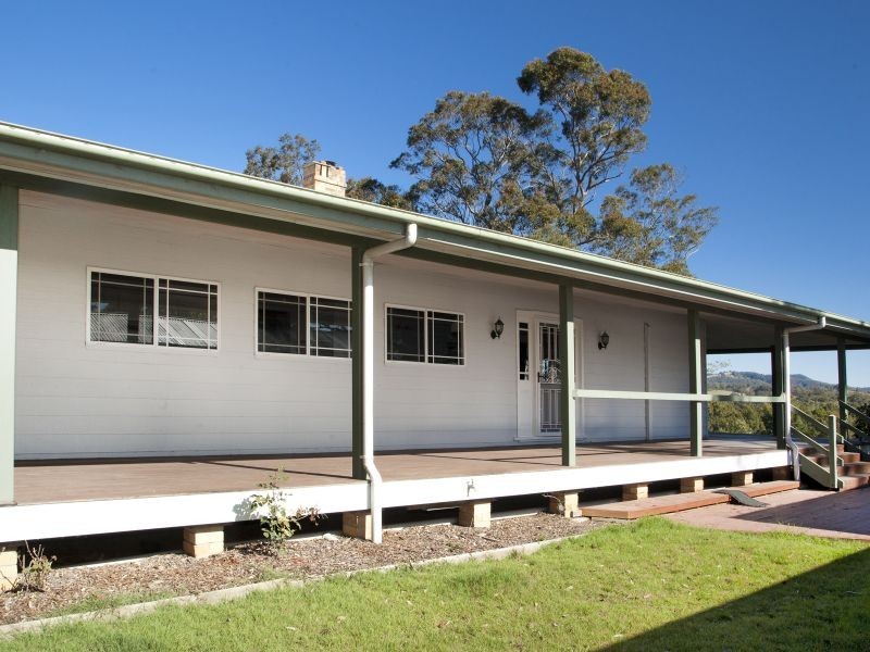 6 Summerland Place, Wingham NSW 2429