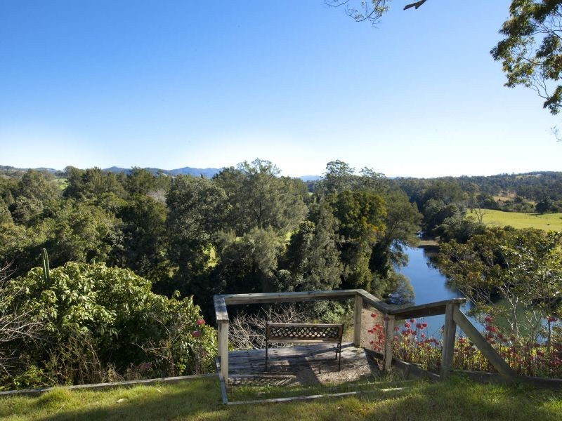 6 Summerland Place, Wingham NSW 2429