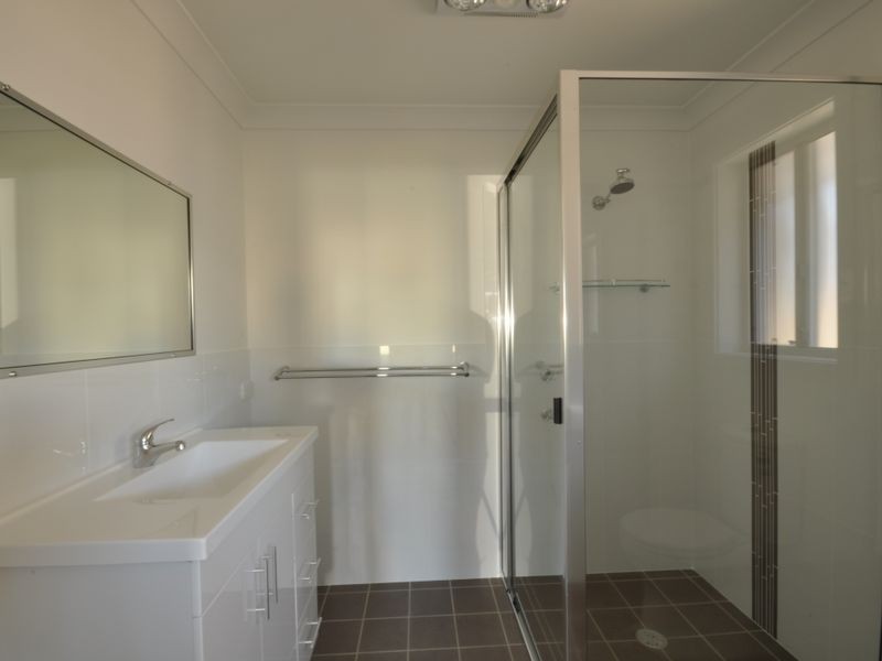8 Treetops Parade, Wingham NSW 2429