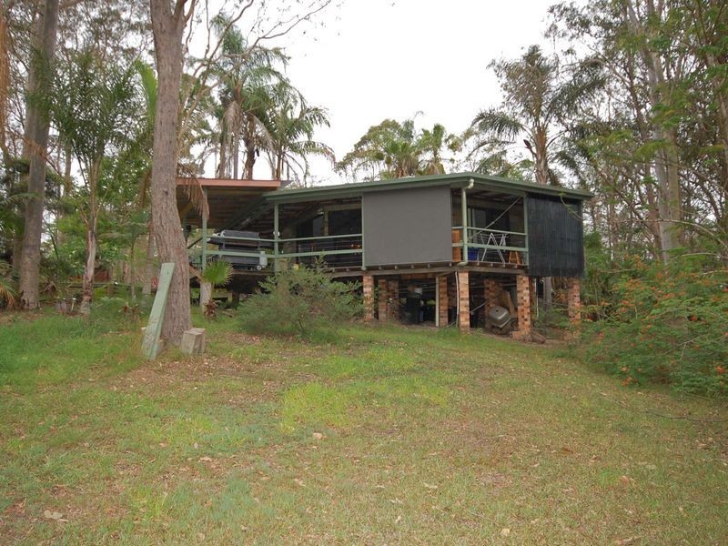 1 The Cedars Drive, Wingham NSW 2429