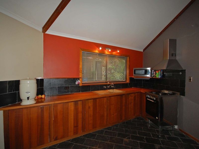 1 The Cedars Drive, Wingham NSW 2429