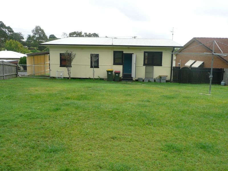 2 McPherson Street, Wingham NSW 2429