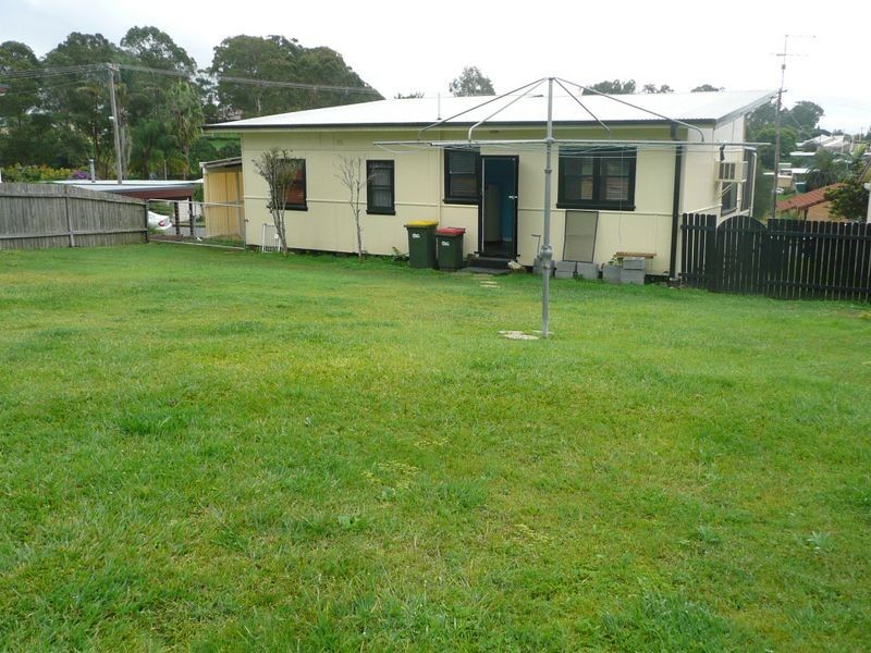 2 McPherson Street, Wingham NSW 2429