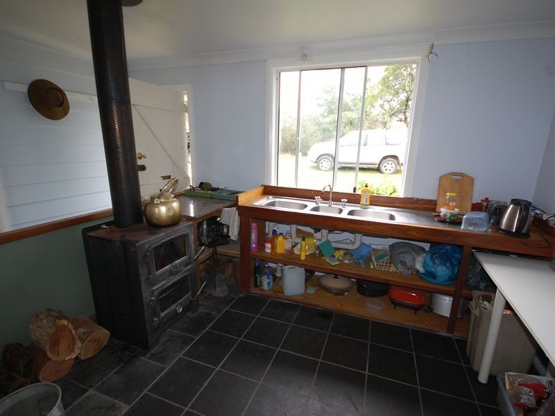9 Padmans Road, Elands NSW 2429