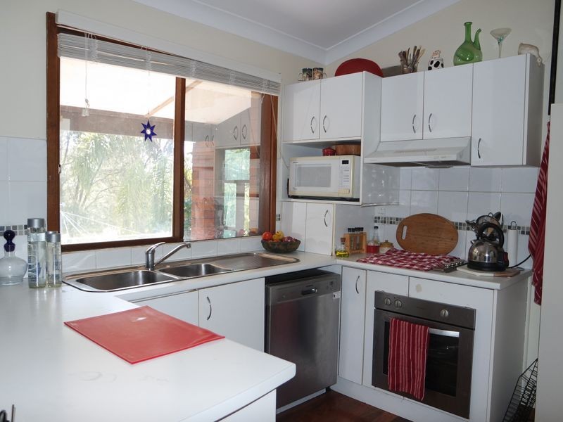 15 Mcpherson Street, Wingham NSW 2429