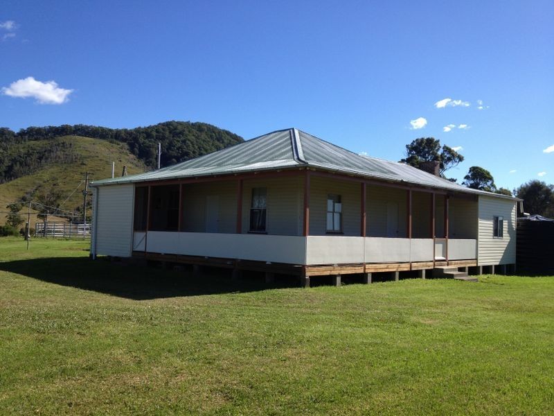 35 Comboyne Road, Wingham NSW 2429