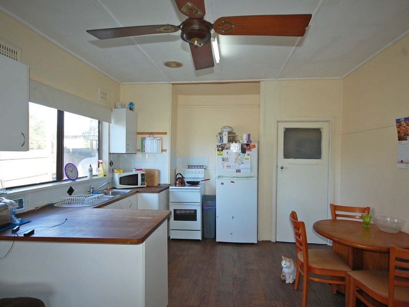 86 Queen Street North, Wingham NSW 2429