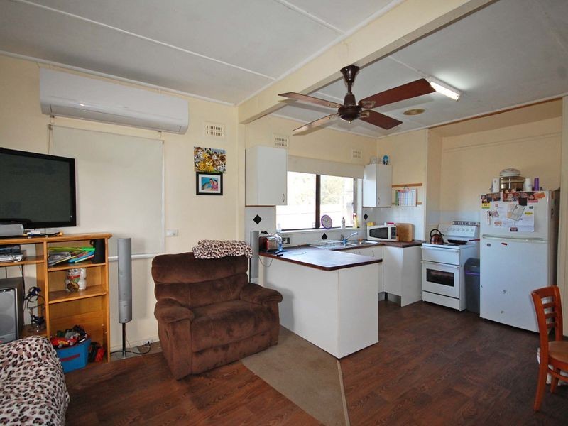 86 Queen Street North, Wingham NSW 2429