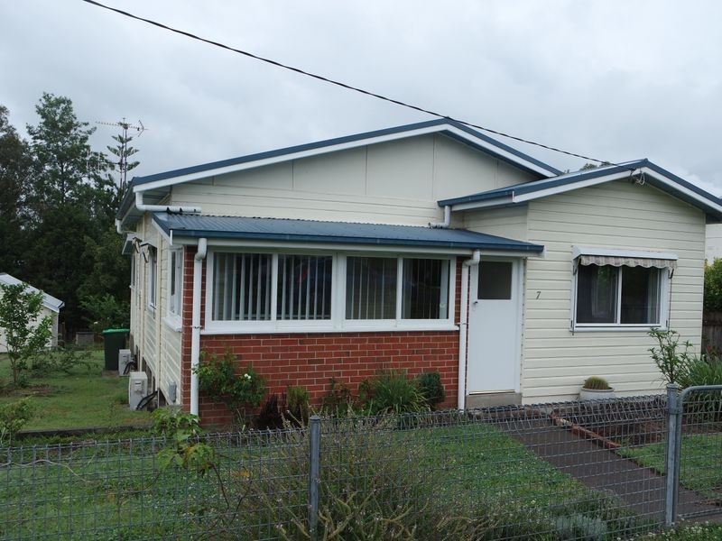 7 Rouse Street, Wingham NSW 2429