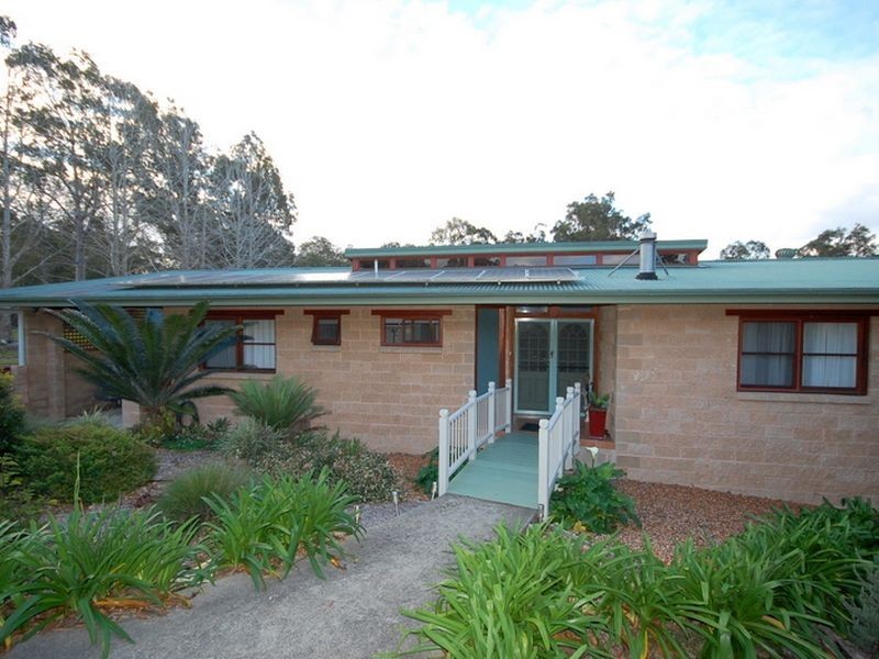 18 Kingfisher Drive, Wingham NSW 2429