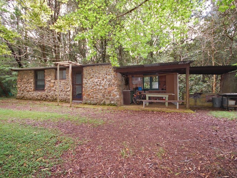 947 Caparra Road, Wingham NSW 2429