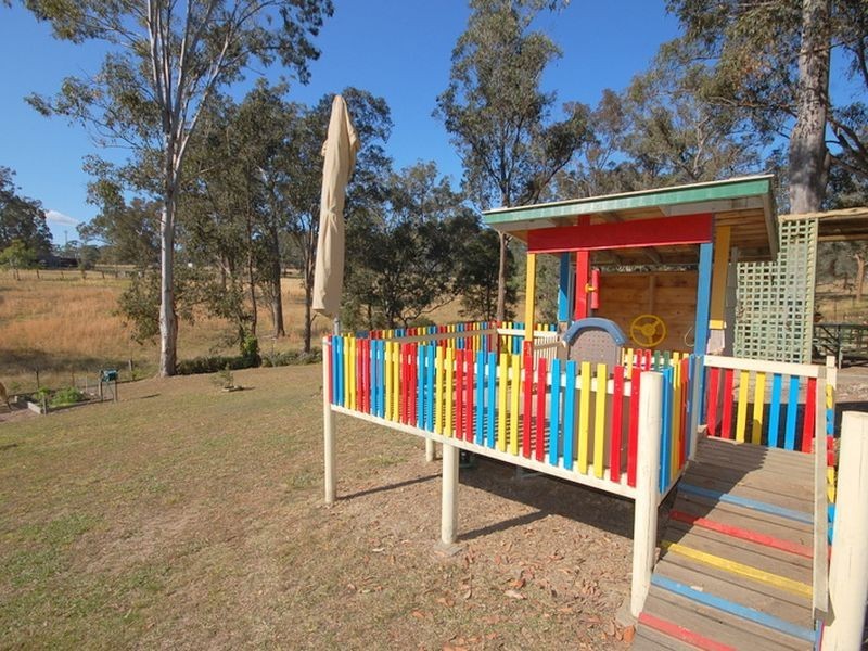 21 Bull Hill Road, Tinonee NSW 2430