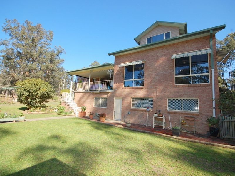 21 Bull Hill Road, Tinonee NSW 2430