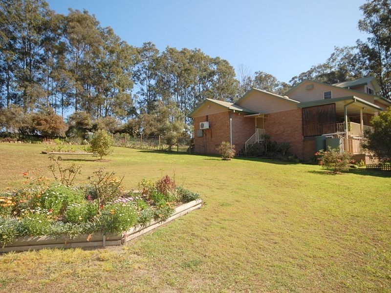 21 Bull Hill Road, Tinonee NSW 2430