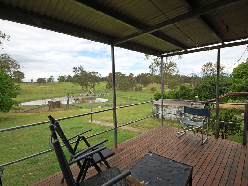 296 Youngs Road, Wingham NSW 2429