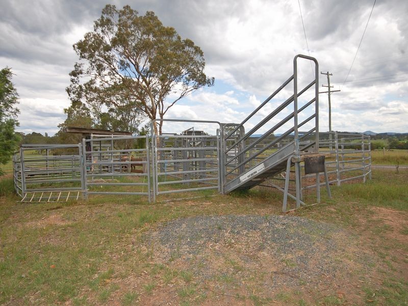 296 Youngs Road, Wingham NSW 2429