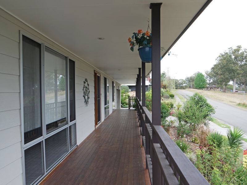 2 Adelaide Close, Wingham NSW 2429