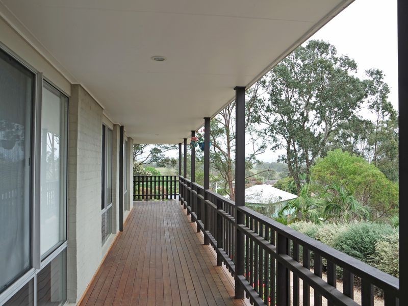 2 Adelaide Close, Wingham NSW 2429