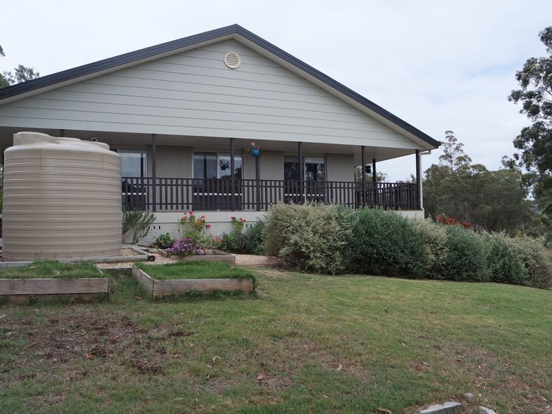 2 Adelaide Close, Wingham NSW 2429