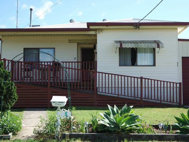 5 Mortimer Street, Wingham NSW 2429