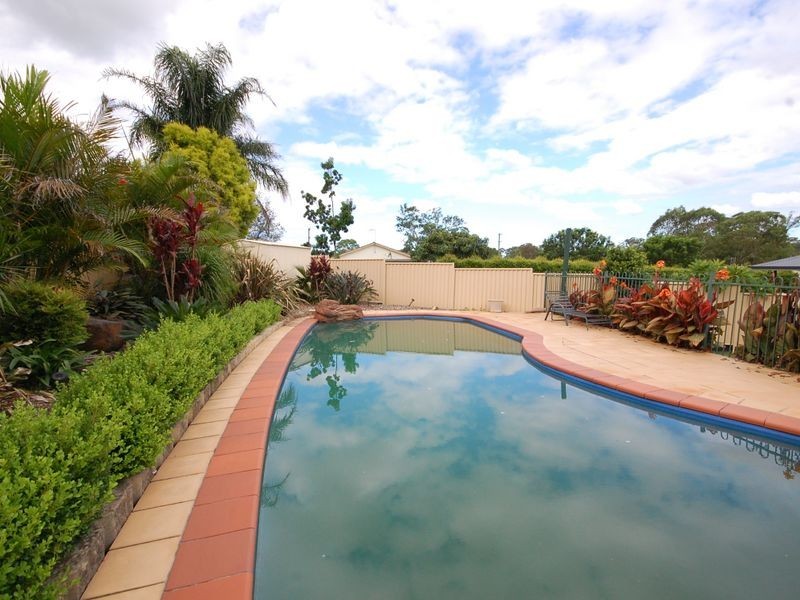6 Bell Close, Wingham NSW 2429
