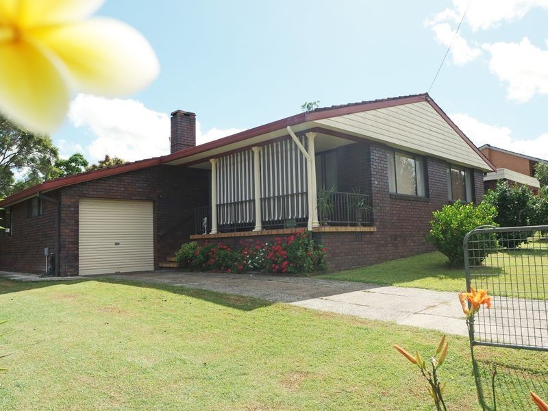 9 Gollan Avenue, Tinonee NSW 2430