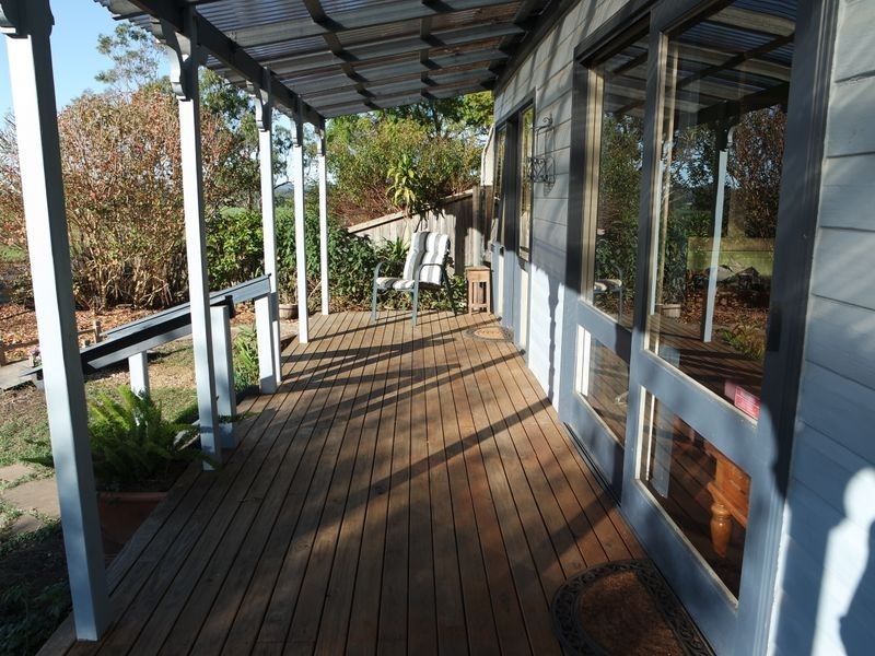 1 Machin Parade, Wingham NSW 2429