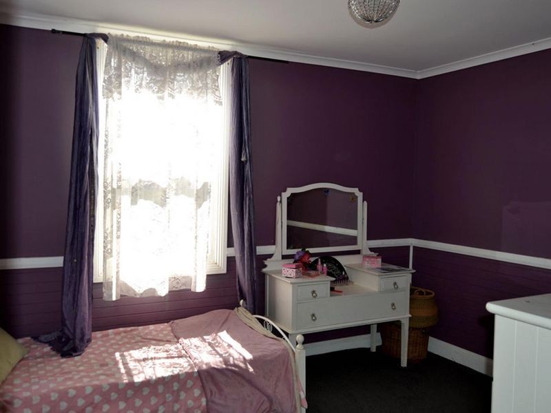 1 Machin Parade, Wingham NSW 2429