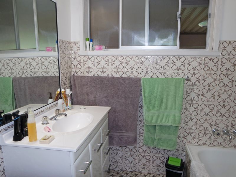 14 Bluegum Avenue, Wingham NSW 2429