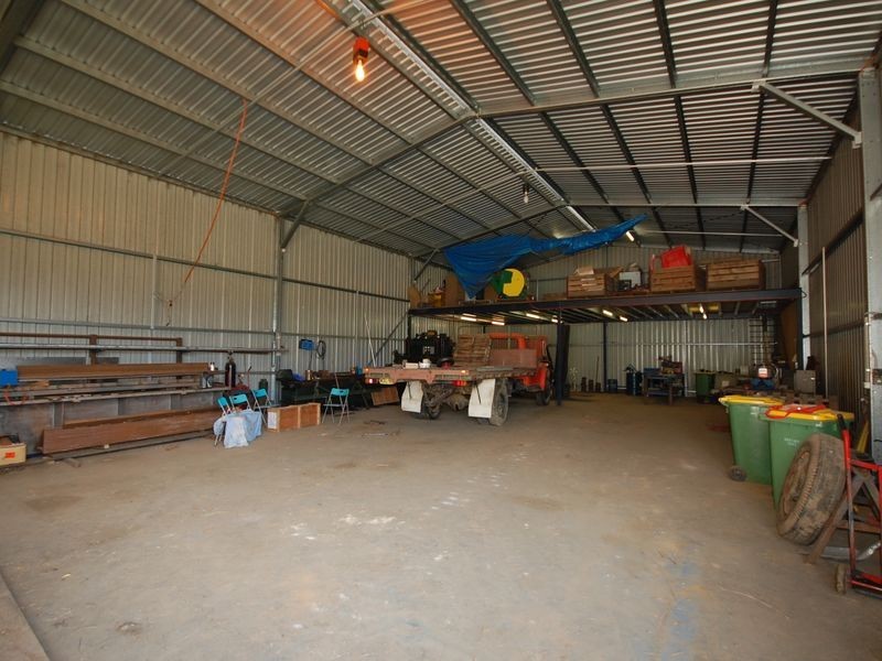 Firefly NSW 2429