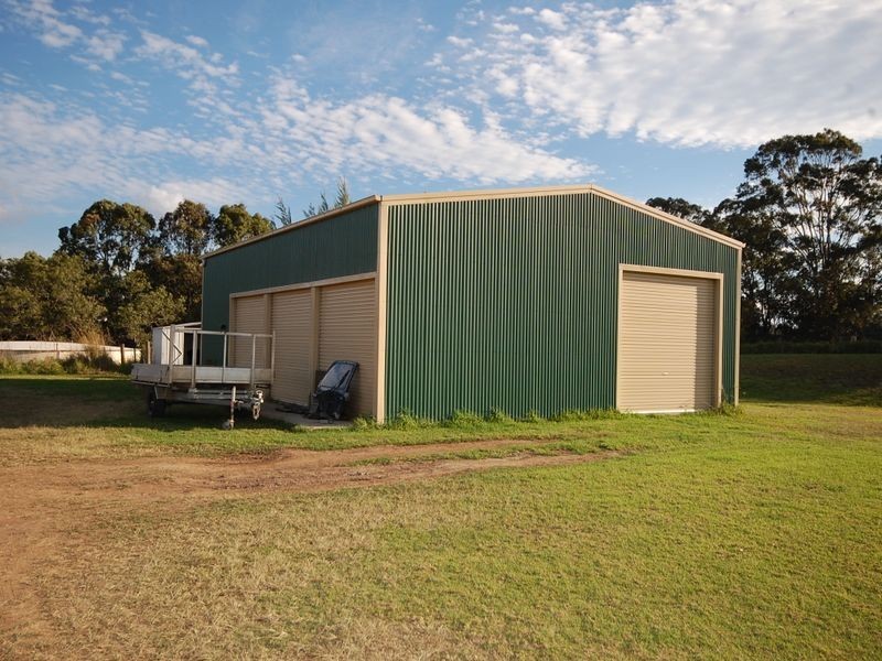 Firefly NSW 2429