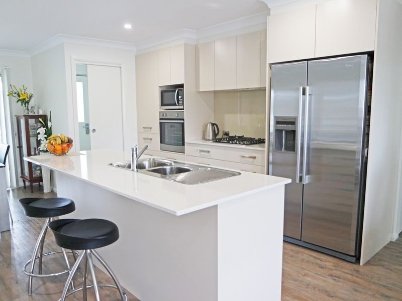 2/4 Appletree Street, Wingham NSW 2429