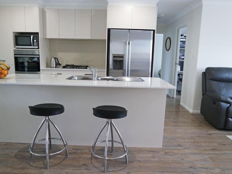 2/4 Appletree Street, Wingham NSW 2429