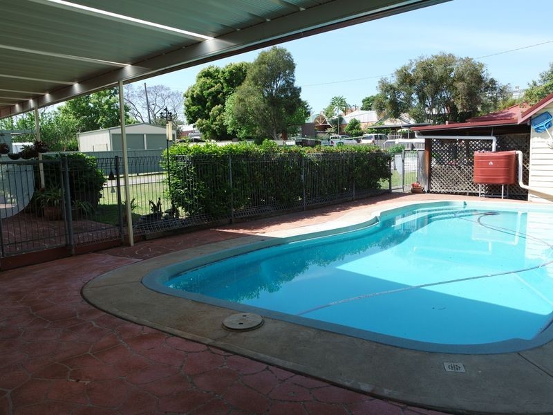 72 Combined Street, Wingham NSW 2429