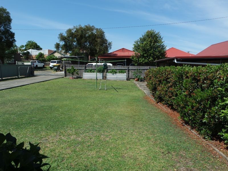 72 Combined Street, Wingham NSW 2429