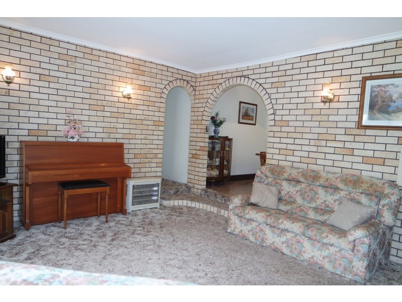 22 Appletree Street, Wingham NSW 2429