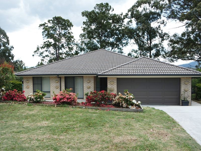 8 Adelaide Close, Wingham NSW 2429