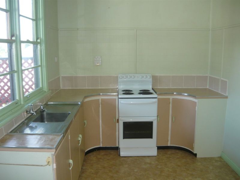 1/2 Primrose Street, Wingham NSW 2429