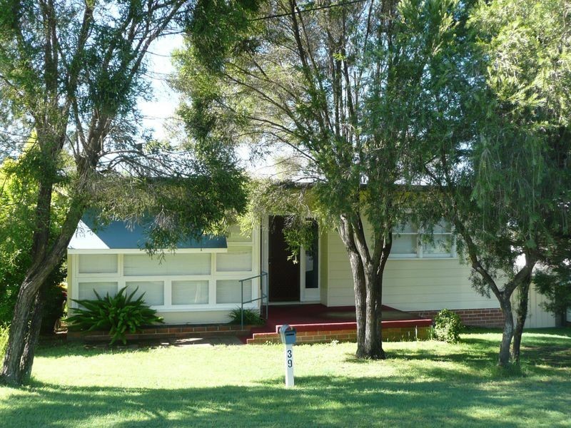 39 Marlee Street, Wingham NSW 2429