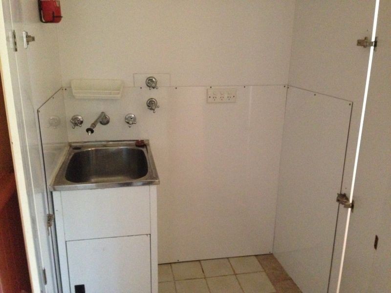 64 Queen Street North, Wingham NSW 2429