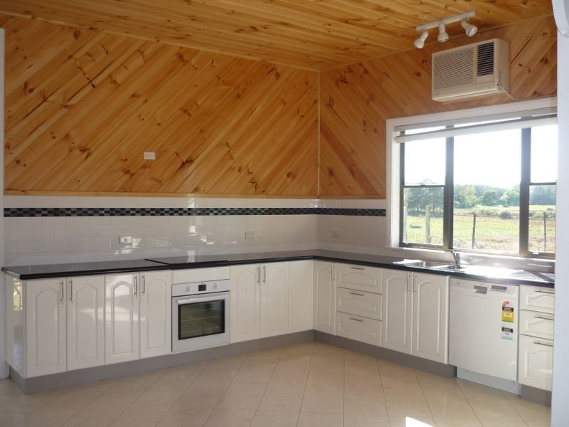 The Lodge/86A Johns River Road, Johns River NSW 2443
