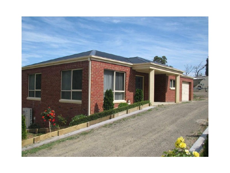 8 Boormans Road, Moe VIC 3825