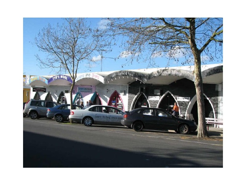 shops/9-17 Kirk Street, Moe VIC 3825