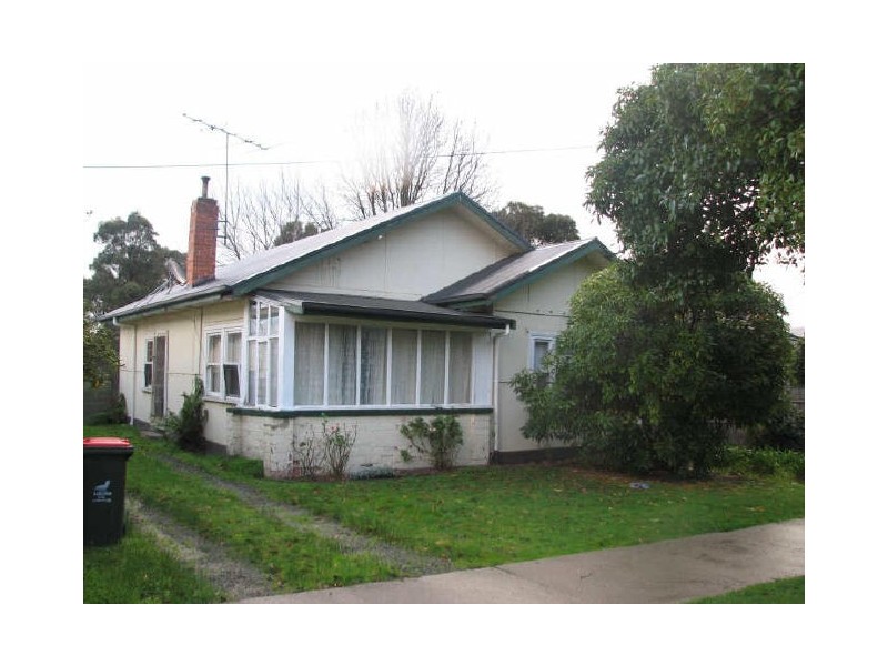 18 Reservoir Road, Moe VIC 3825