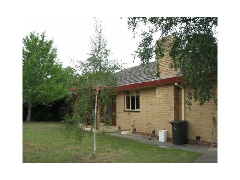 37 Kerin Street, Moe VIC 3825