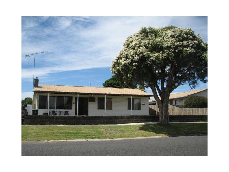 37 Newark Avenue, Newborough VIC 3825