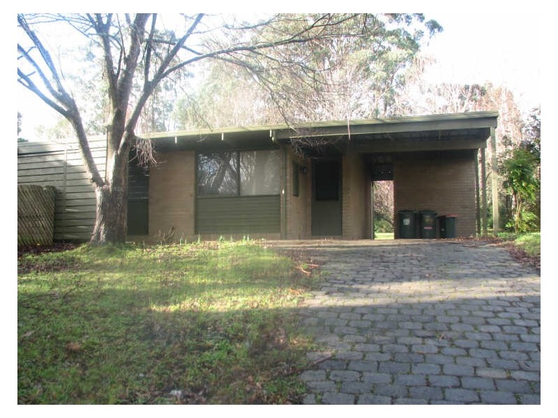 5 St Gwinear Court, Rawson VIC 3825