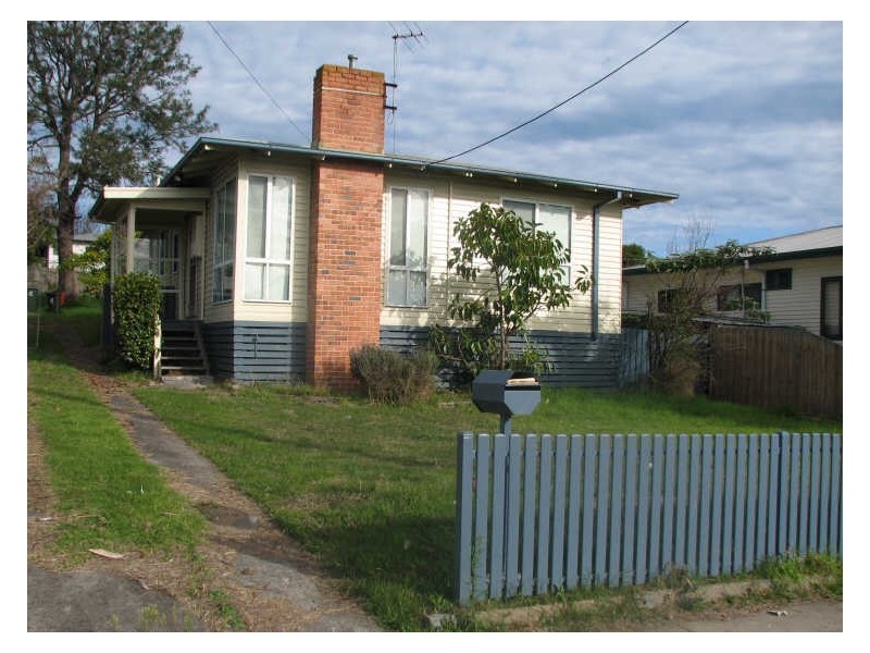 19 Richard Street, Moe VIC 3825