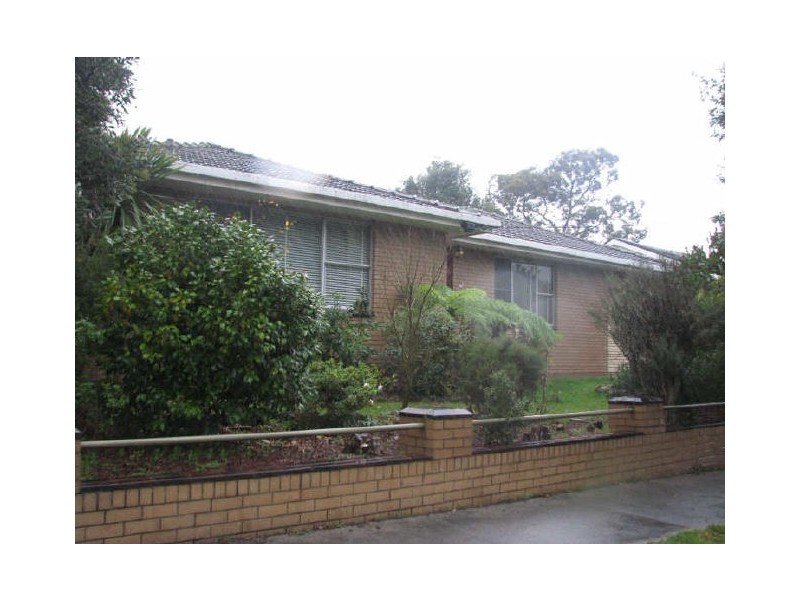 14 Smallburn Avenue, Newborough VIC 3825